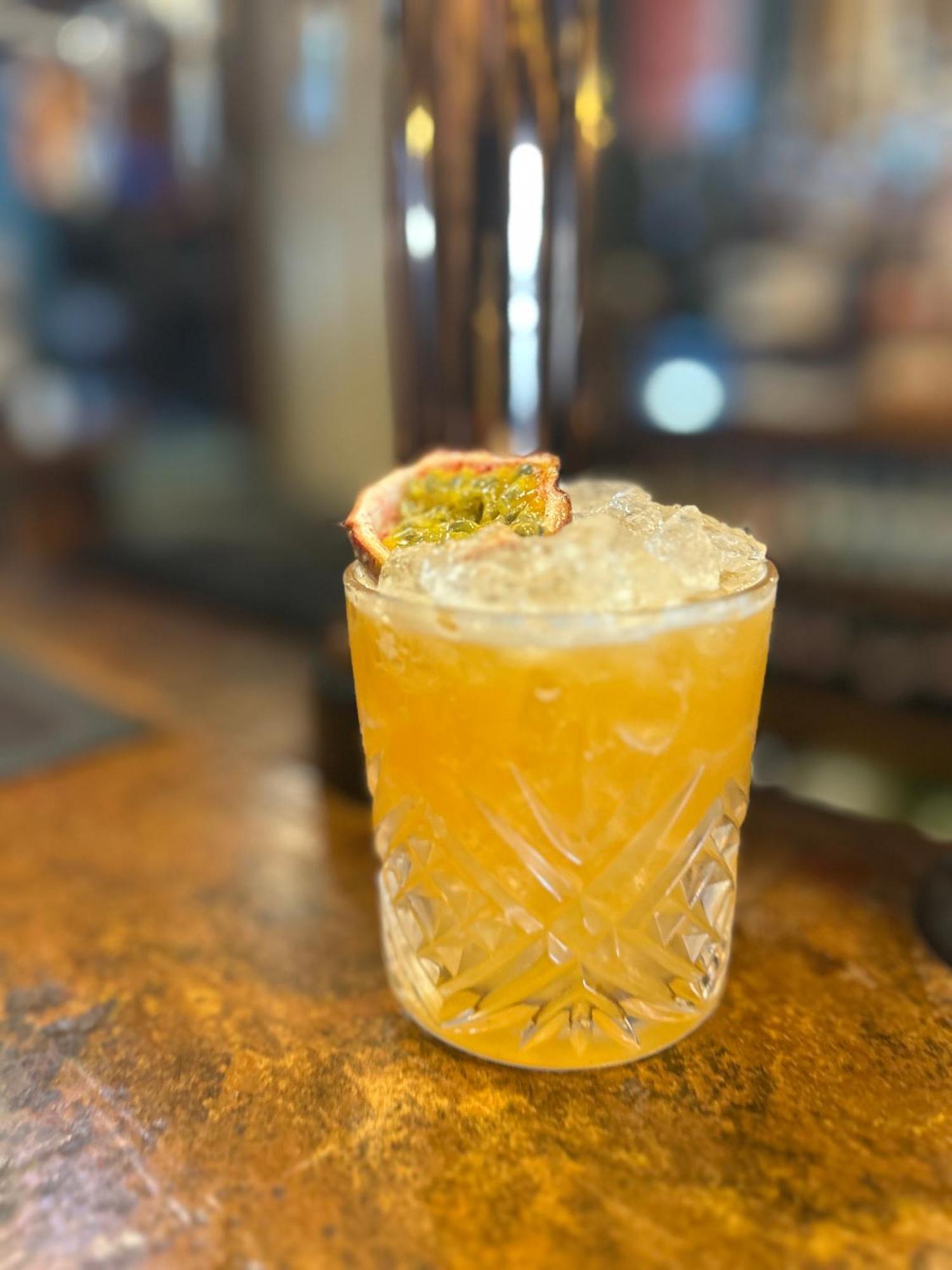 The Limes Bar And Hotel Needham Market Экстерьер фото